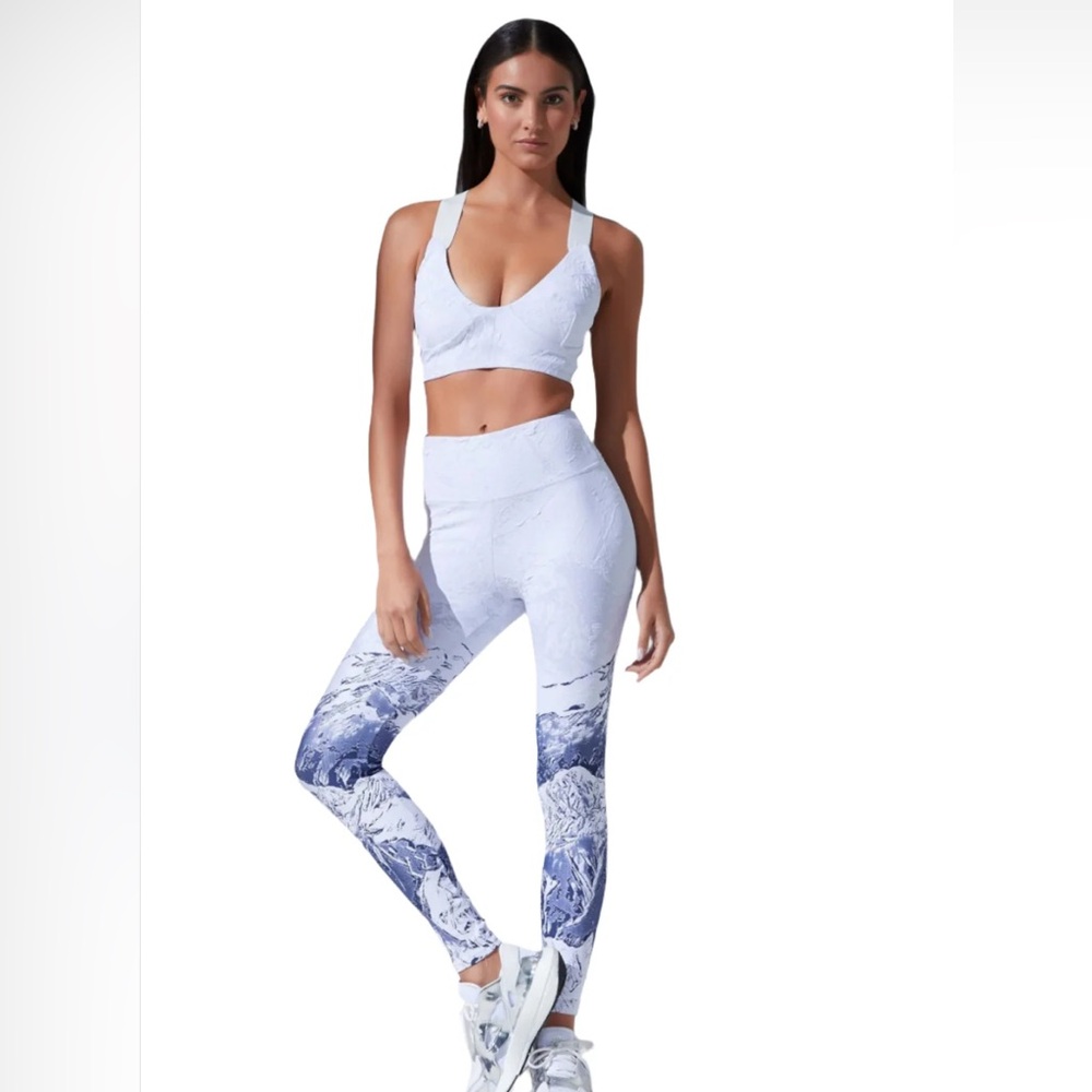 NWT Noli Yoga Aspen Set size M